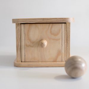 Caja de permanencia Montessori