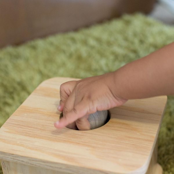 Caja de permanencia Montessori