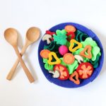 Ensalada- juguete de fieltro interactivo – Comiditas – Borucas y Garabatos