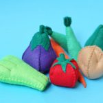 Verduras – juguete de fieltro interactivo – Comiditas – Borucas y Garabatos